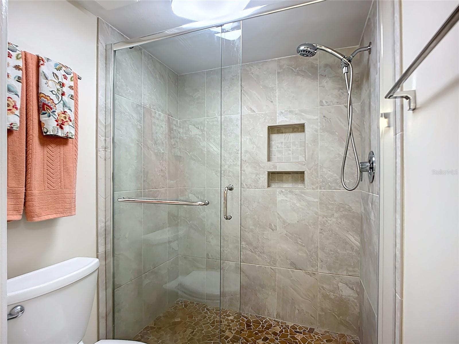 ANCHORAGE - Residential