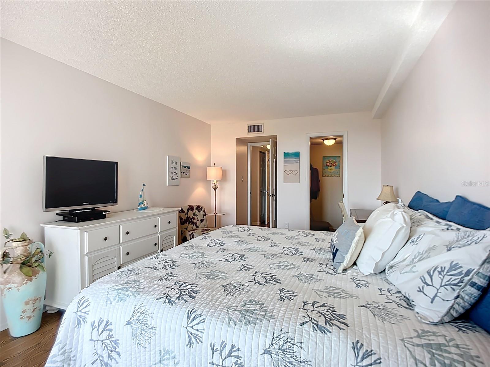 ANCHORAGE - Residential