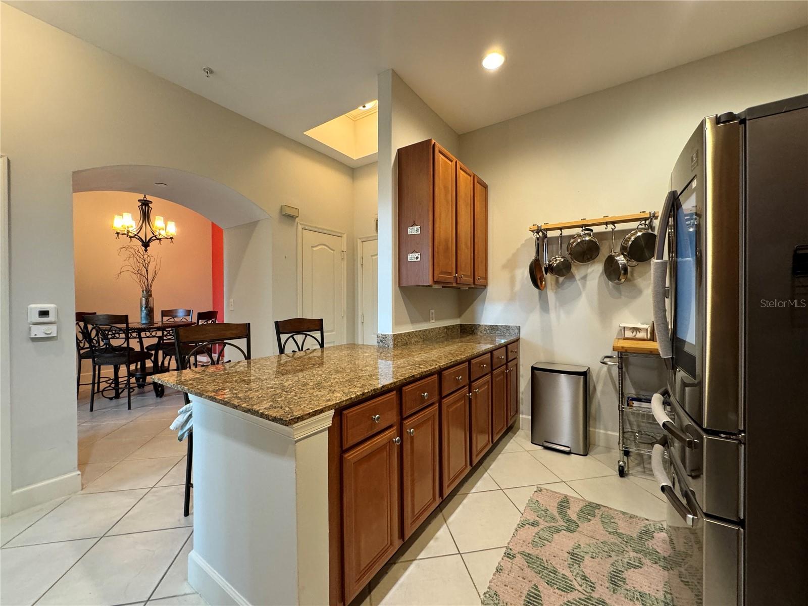 RIVER DANCE A CONDO OR1960/4183 - Residential Lease