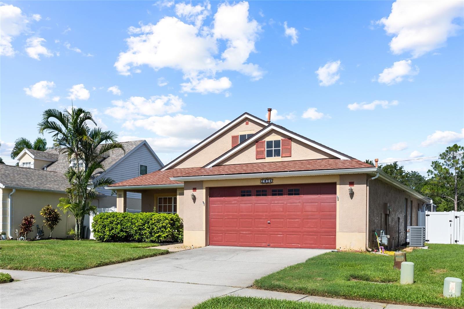 1674 MEADOW OAK LANE