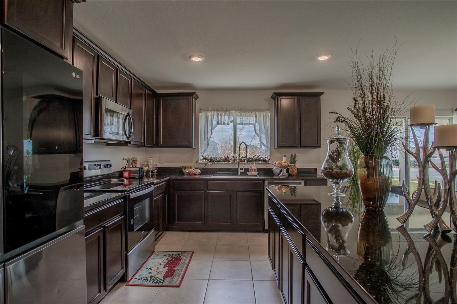 LAKE LUCERNE PH 5 - Residential