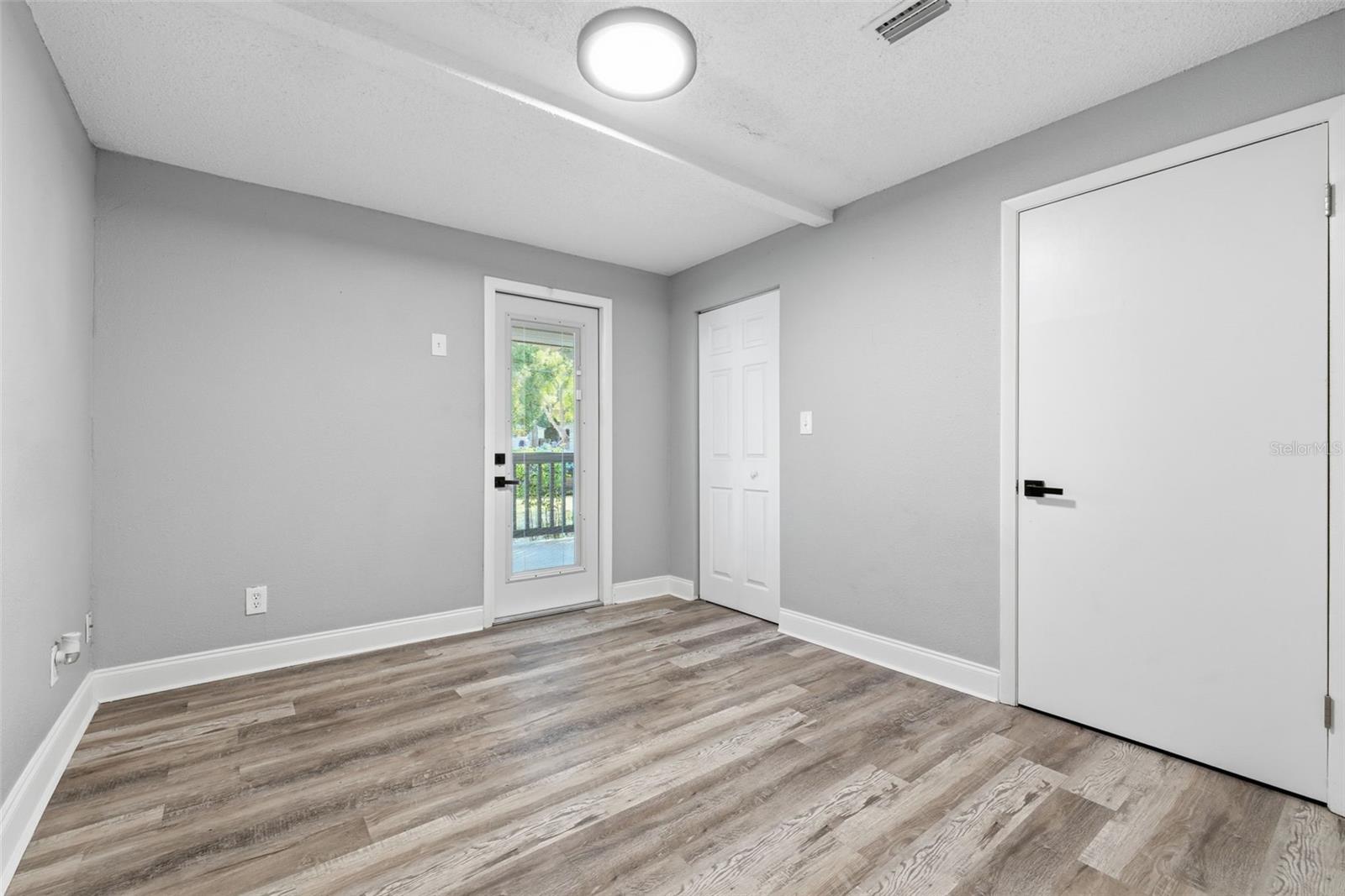 CRESTVIEW ESTATES - Residential