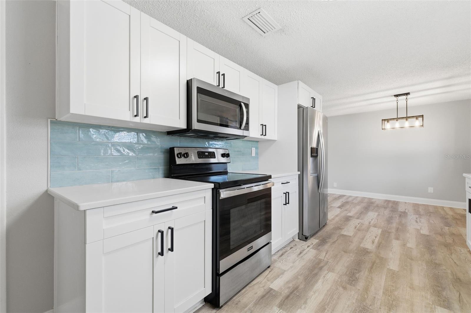 CRESTVIEW ESTATES - Residential