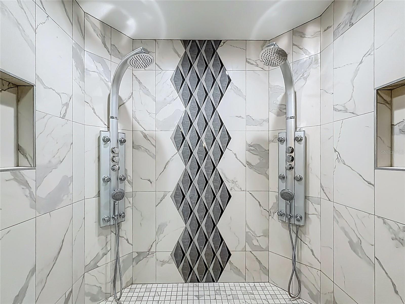 ORANGE LAKE SHORES ADD 01 - Residential