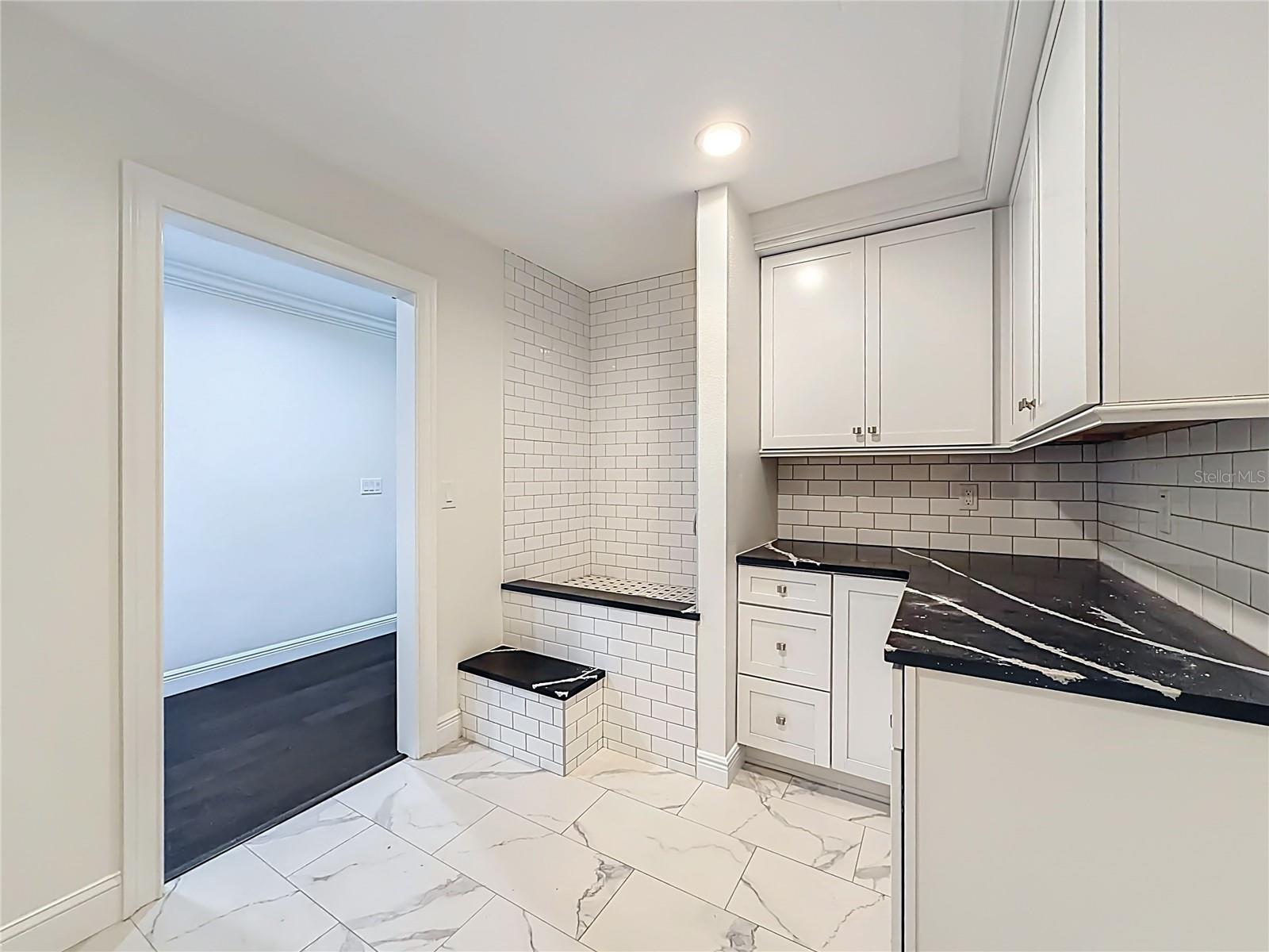 ORANGE LAKE SHORES ADD 01 - Residential