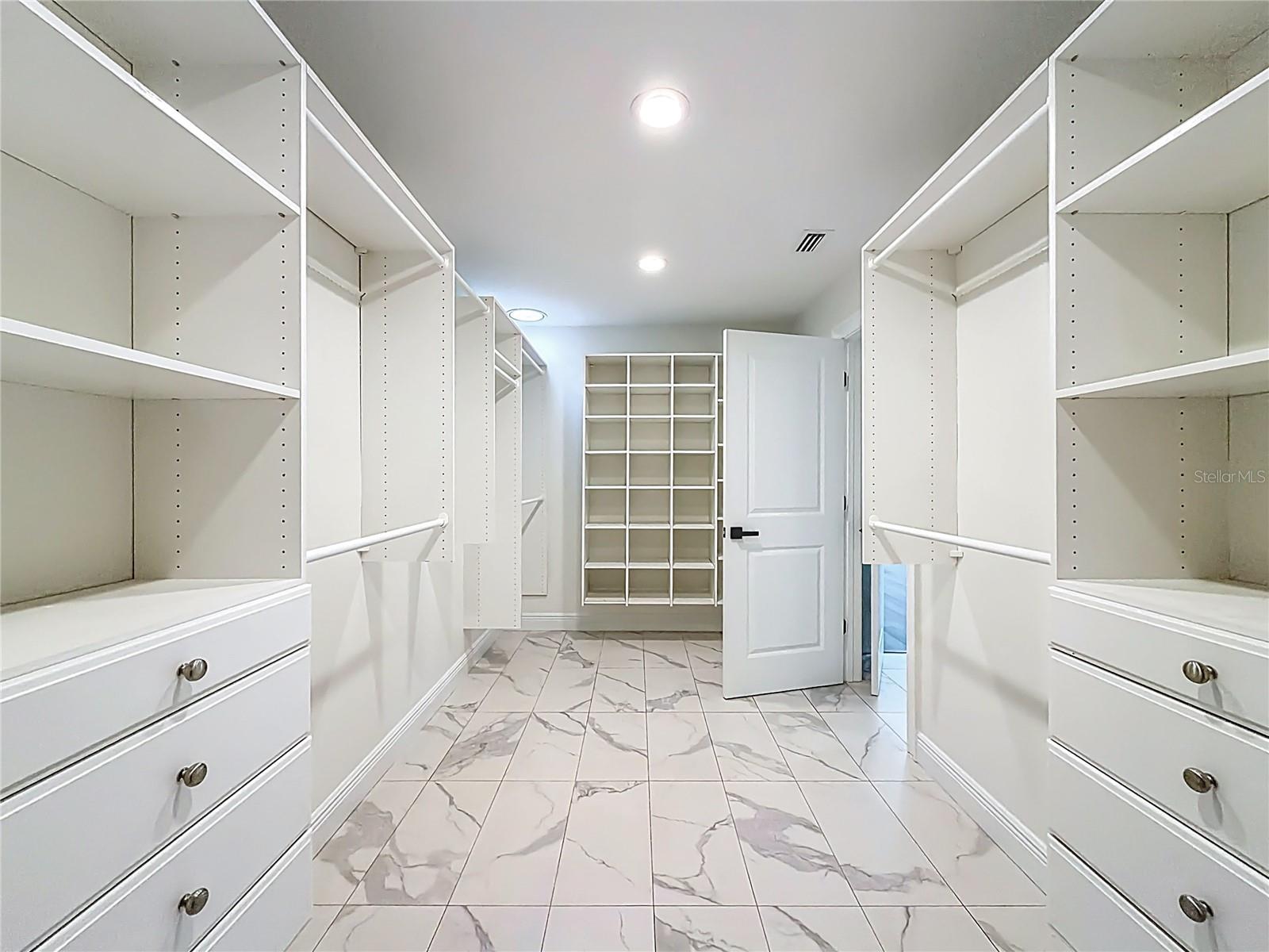 ORANGE LAKE SHORES ADD 01 - Residential