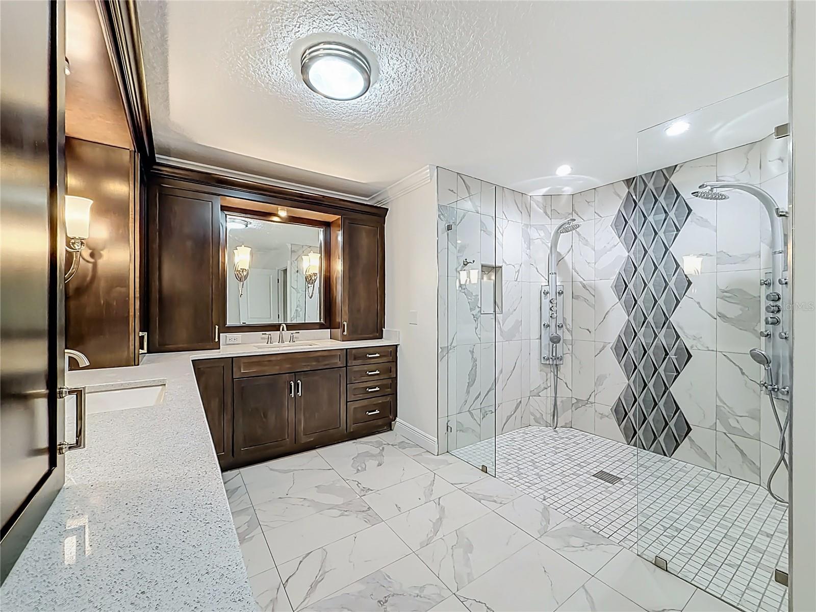 ORANGE LAKE SHORES ADD 01 - Residential