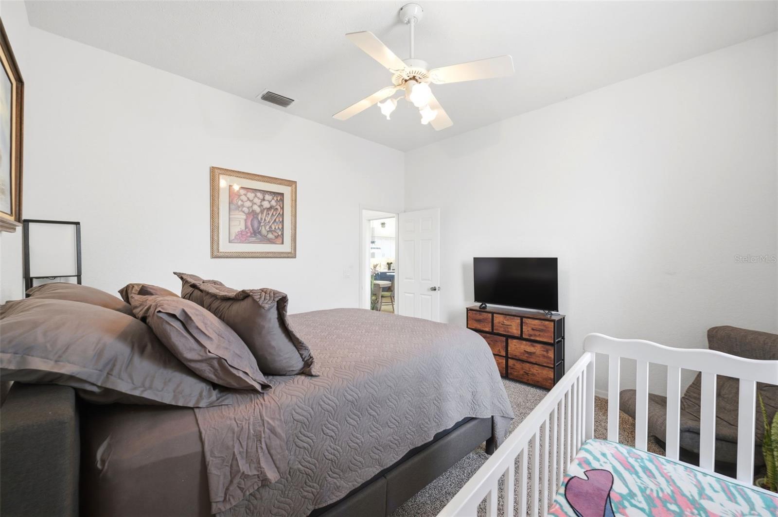 OAKS THE - Residential