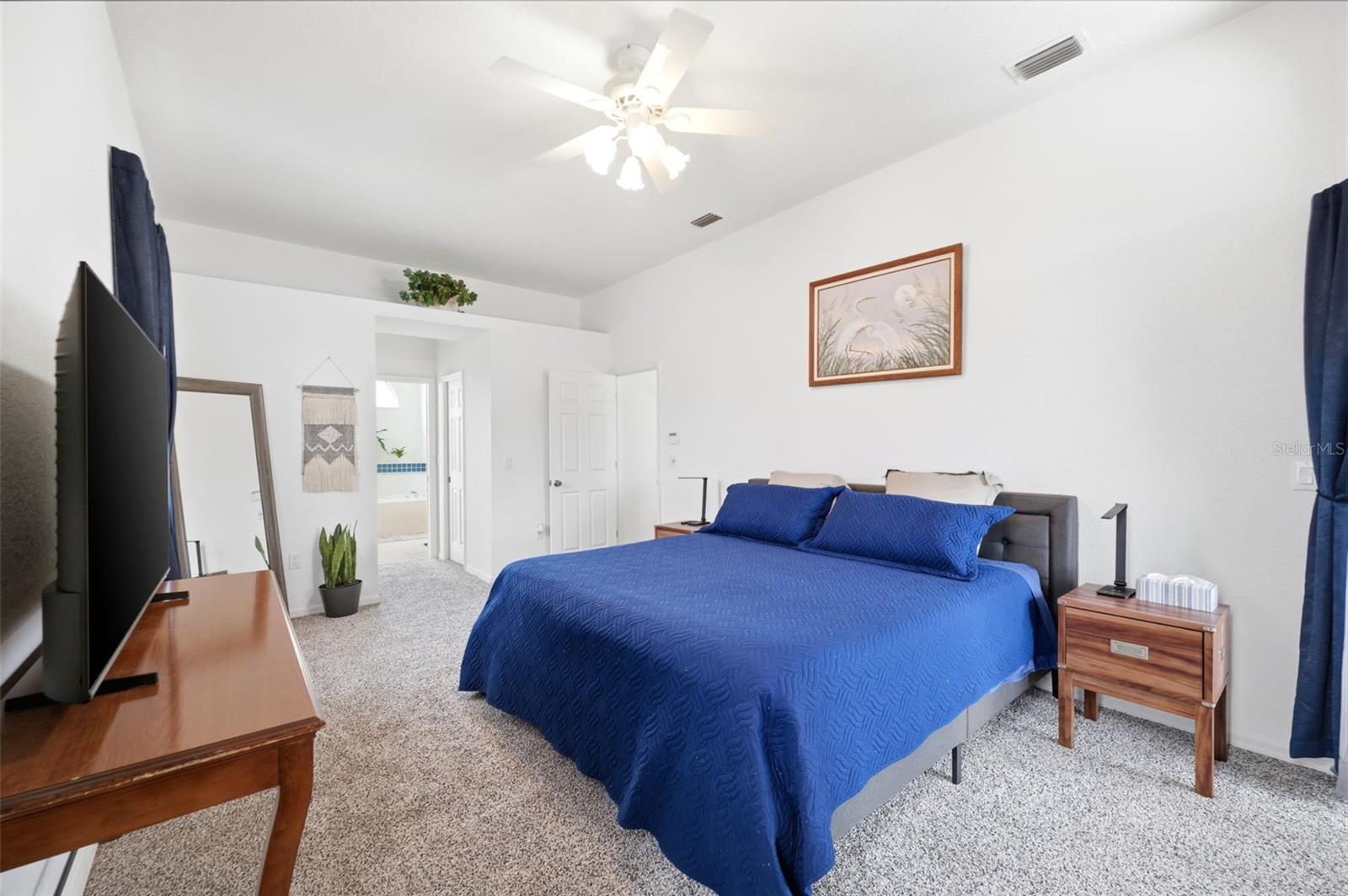 OAKS THE - Residential