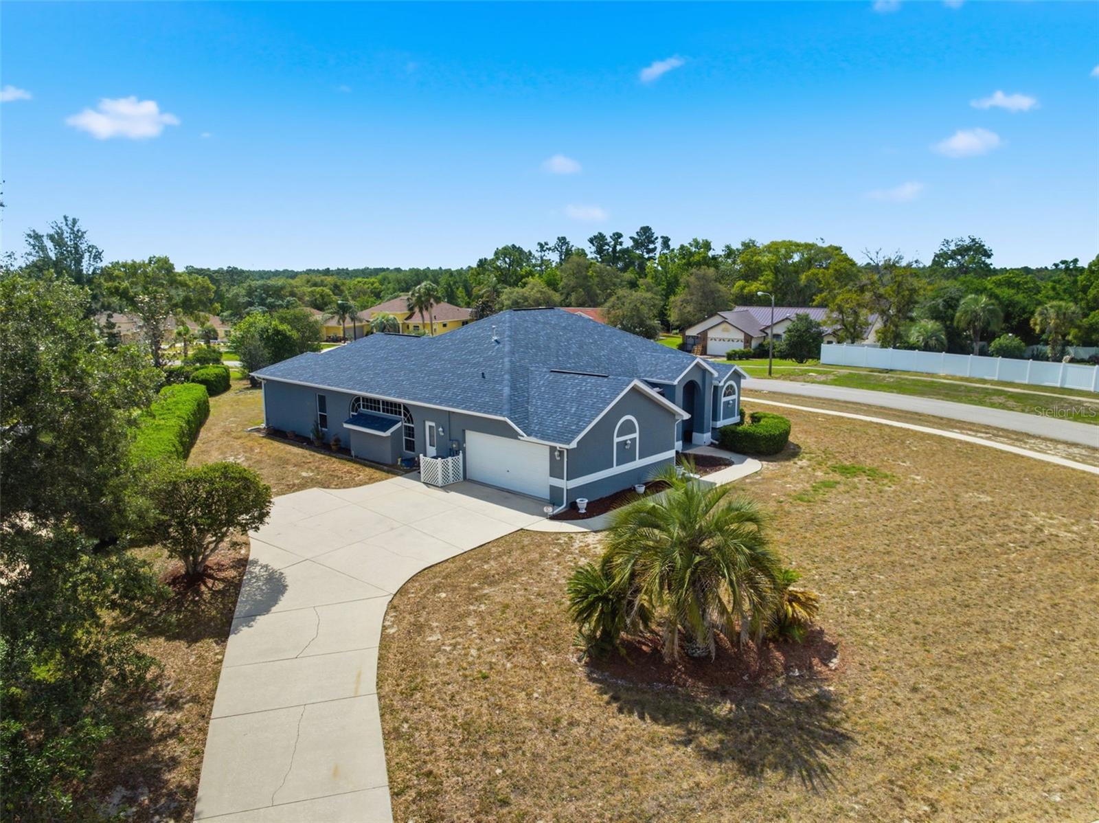 OAKS THE - Residential