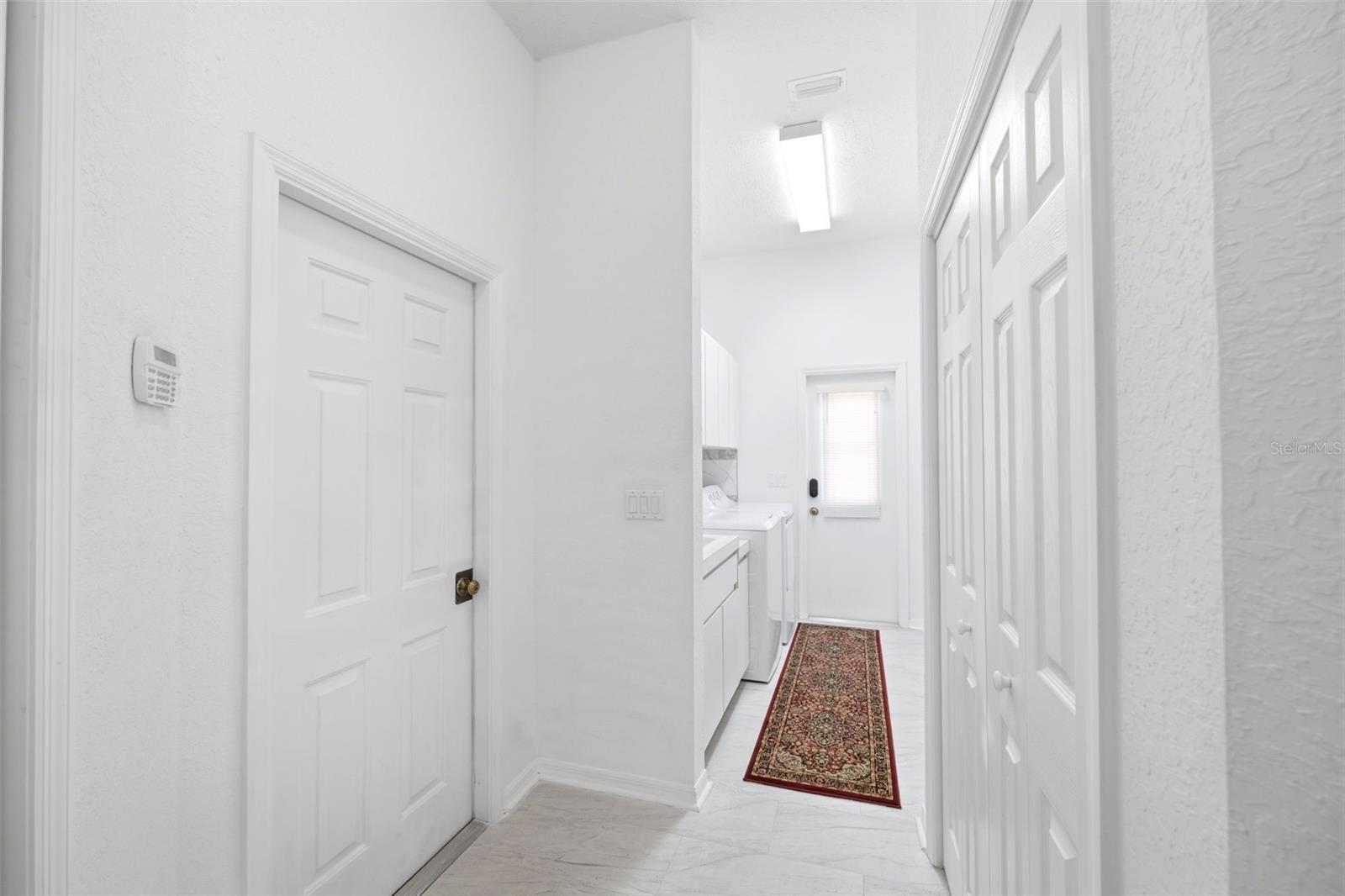 OAKS THE - Residential