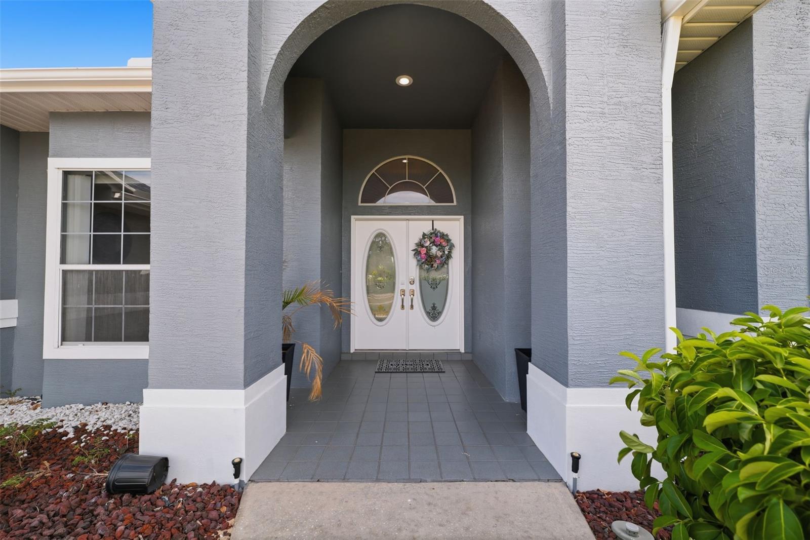 OAKS THE - Residential