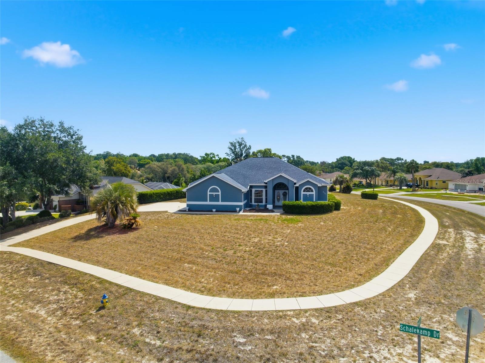 OAKS THE - Residential