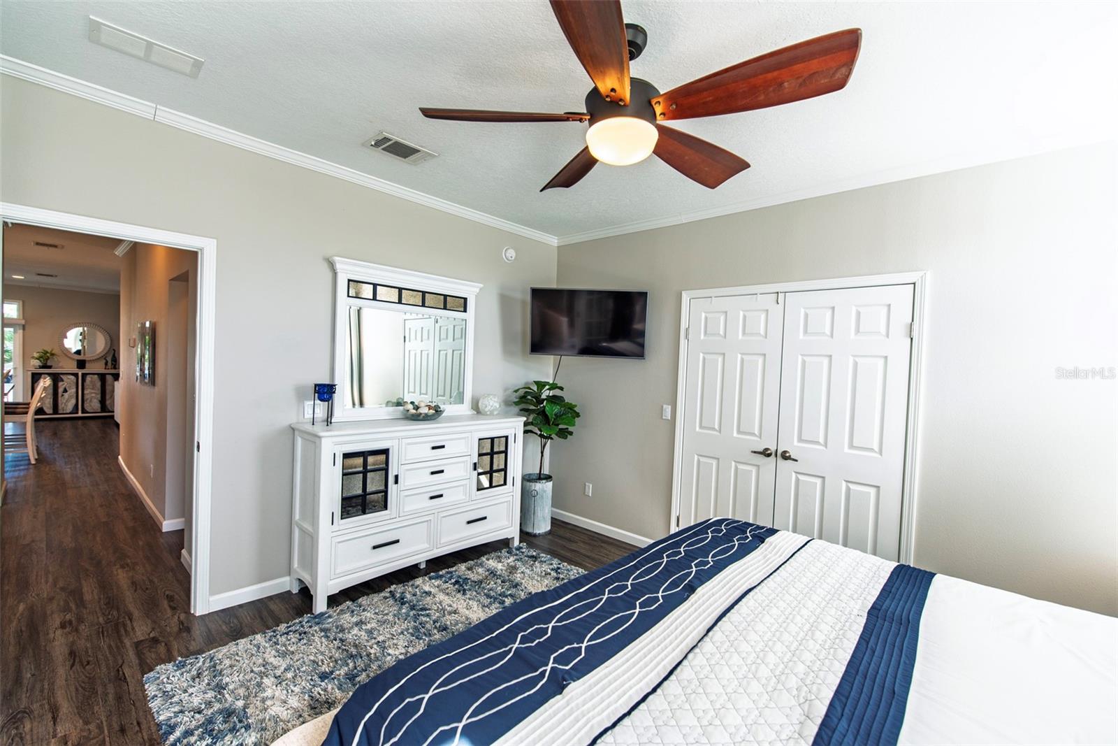 WINDMILL VILLAGE - Residential