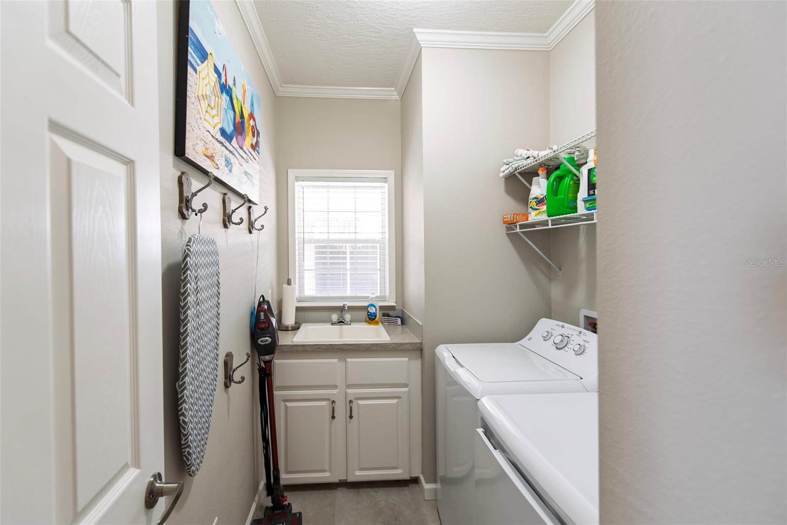 WINDMILL VILLAGE - Residential