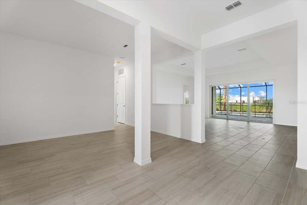 Photo of 5918 Mound Key Run Run, Lakewood Ranch, FL 34211 (MLS # A4700205)