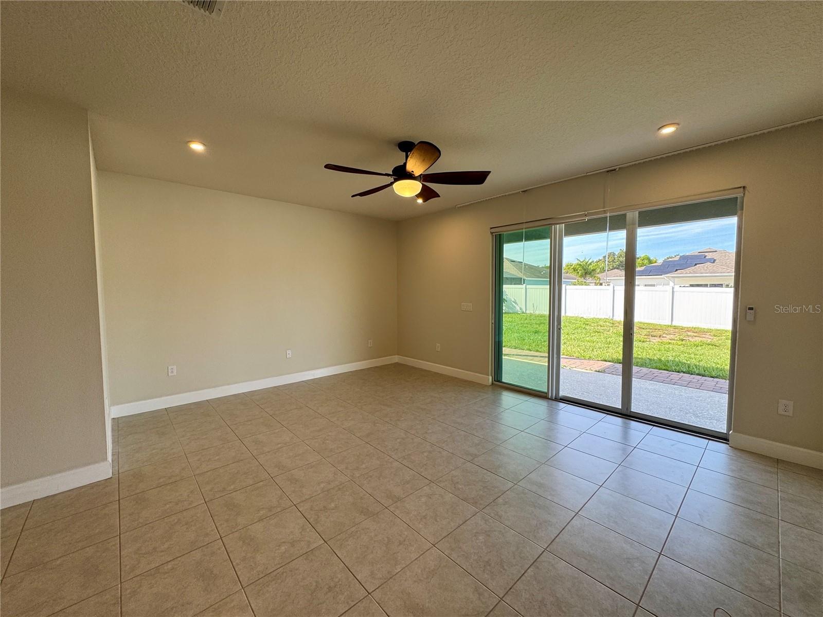 PLEASANT HILL ESTATES - Residential Lease