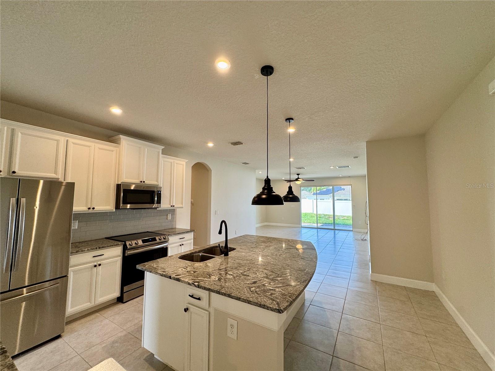 PLEASANT HILL ESTATES - Residential Lease