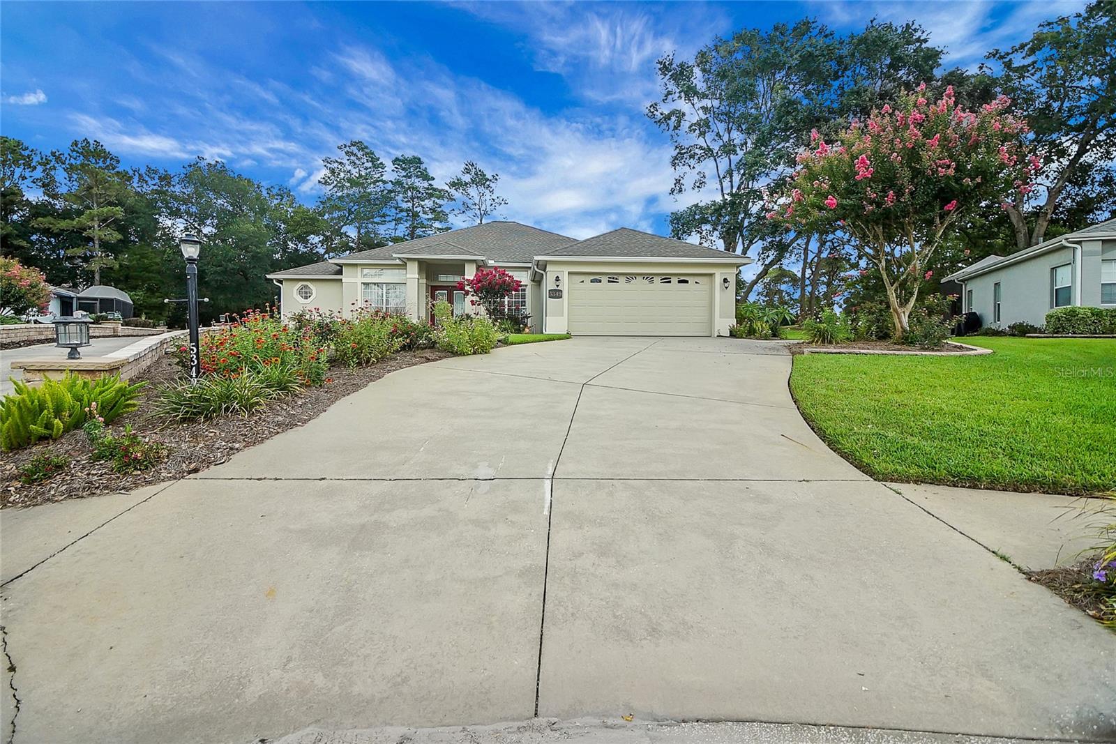 5349 GROVE MANOR