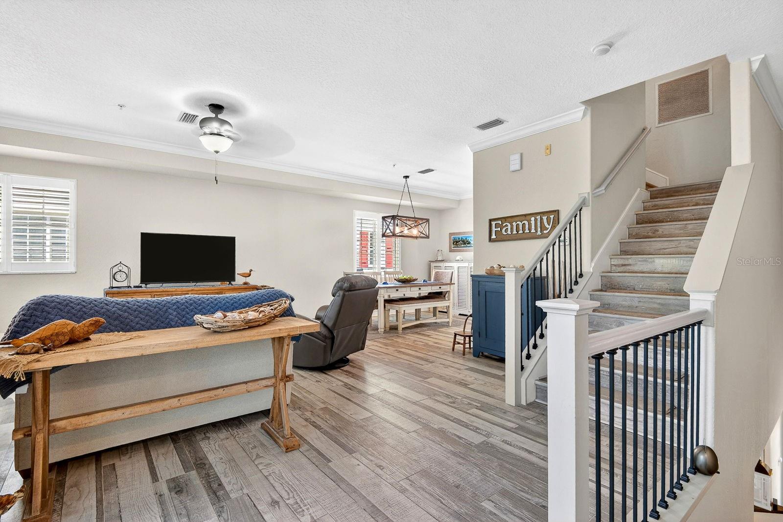 RIVERBAY TWNHMS PH TWO - Residential