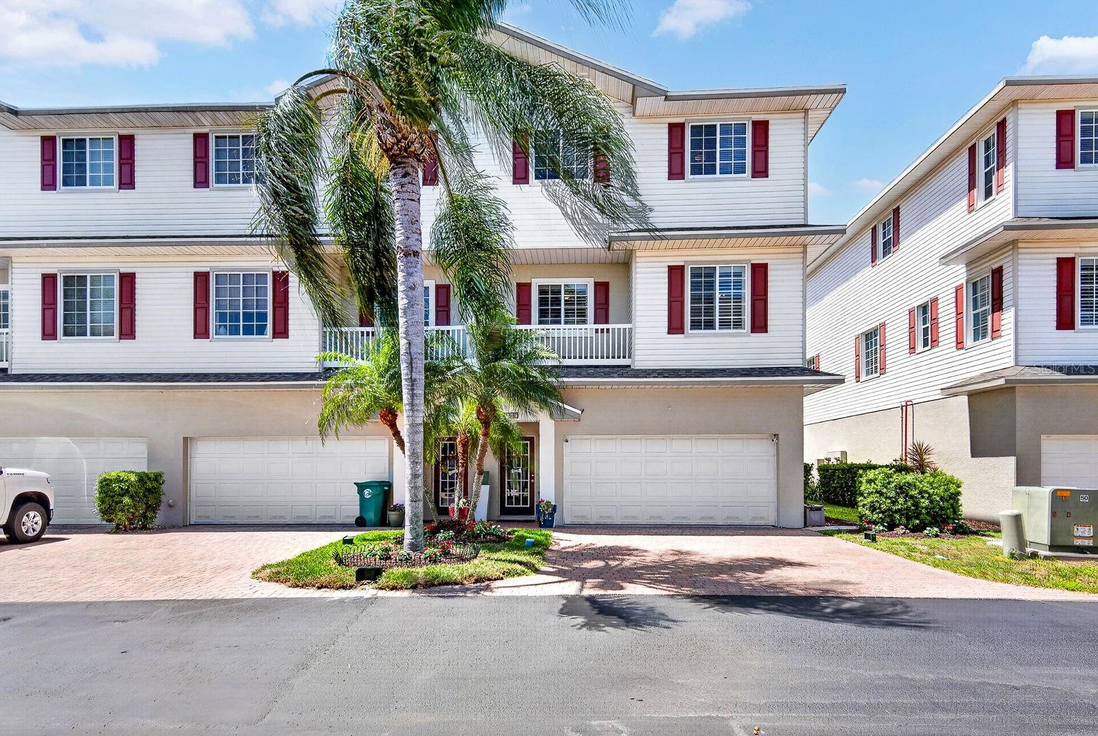 RIVERBAY TWNHMS PH TWO - Residential