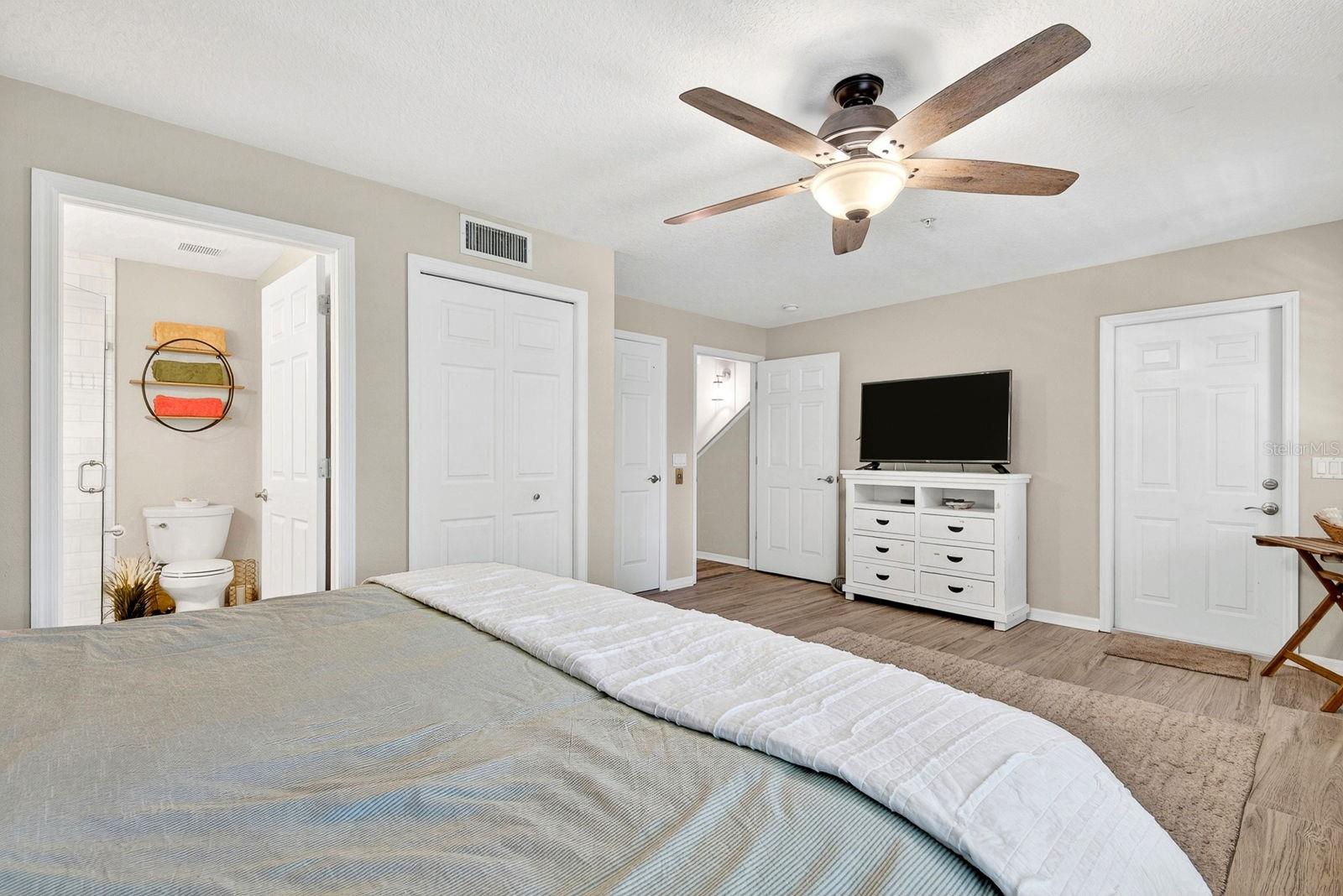 RIVERBAY TWNHMS PH TWO - Residential