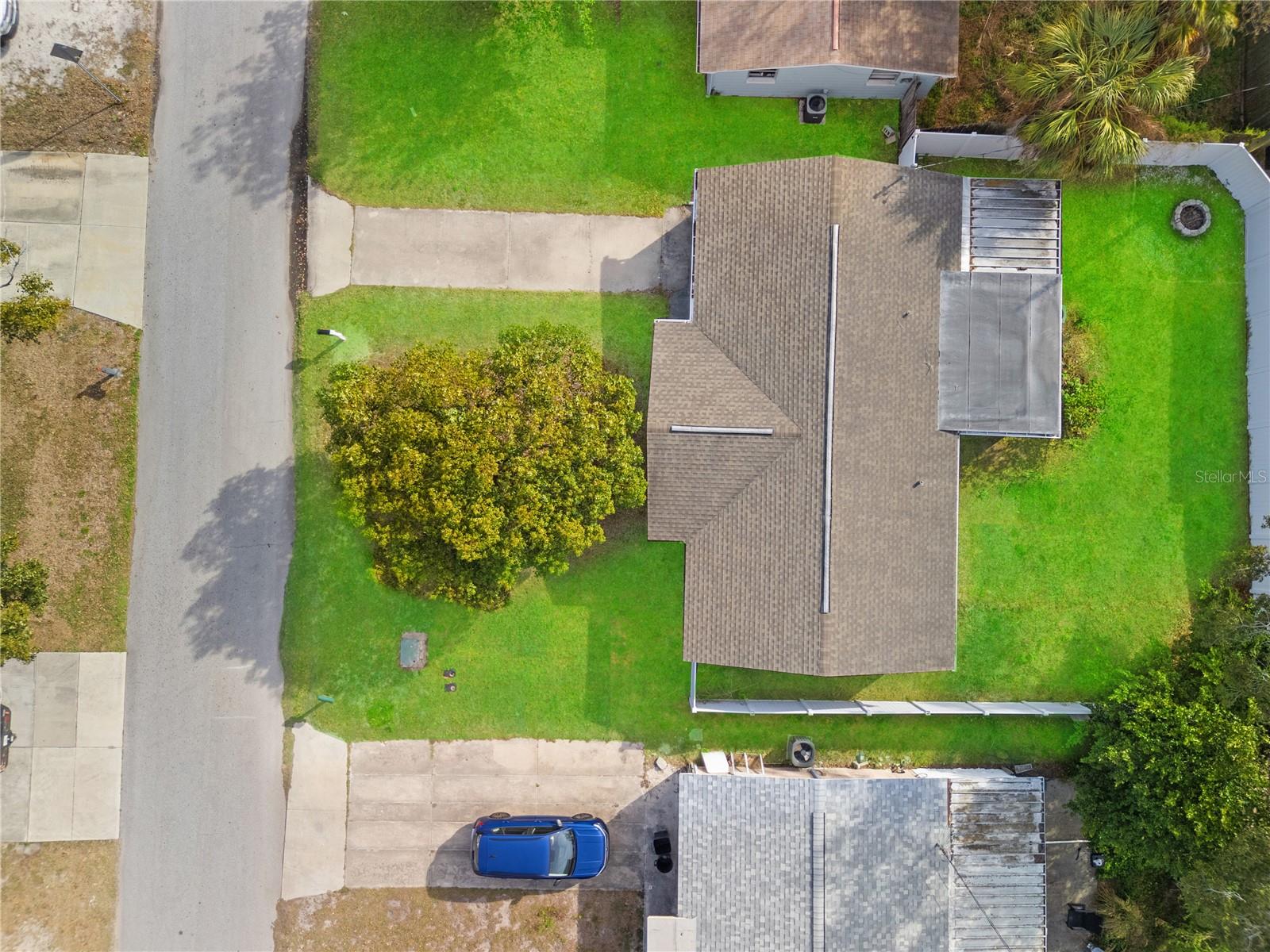 COLONIAL MANOR - Residential