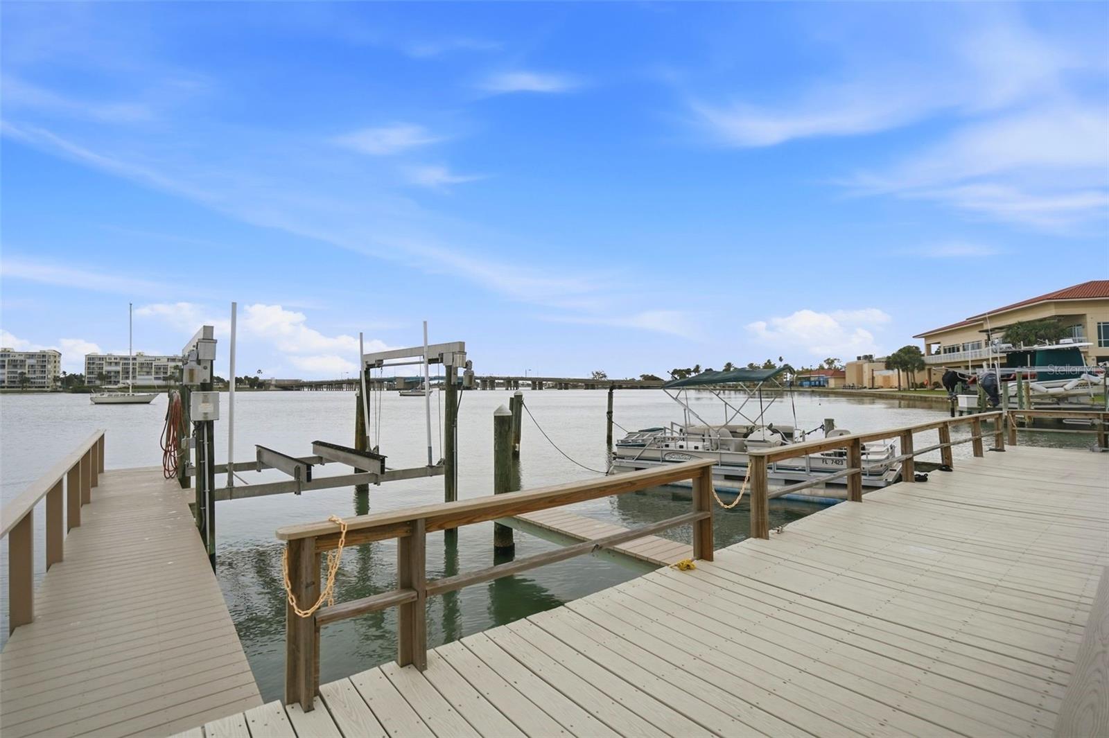 BAY ISLES CONDO - Residential