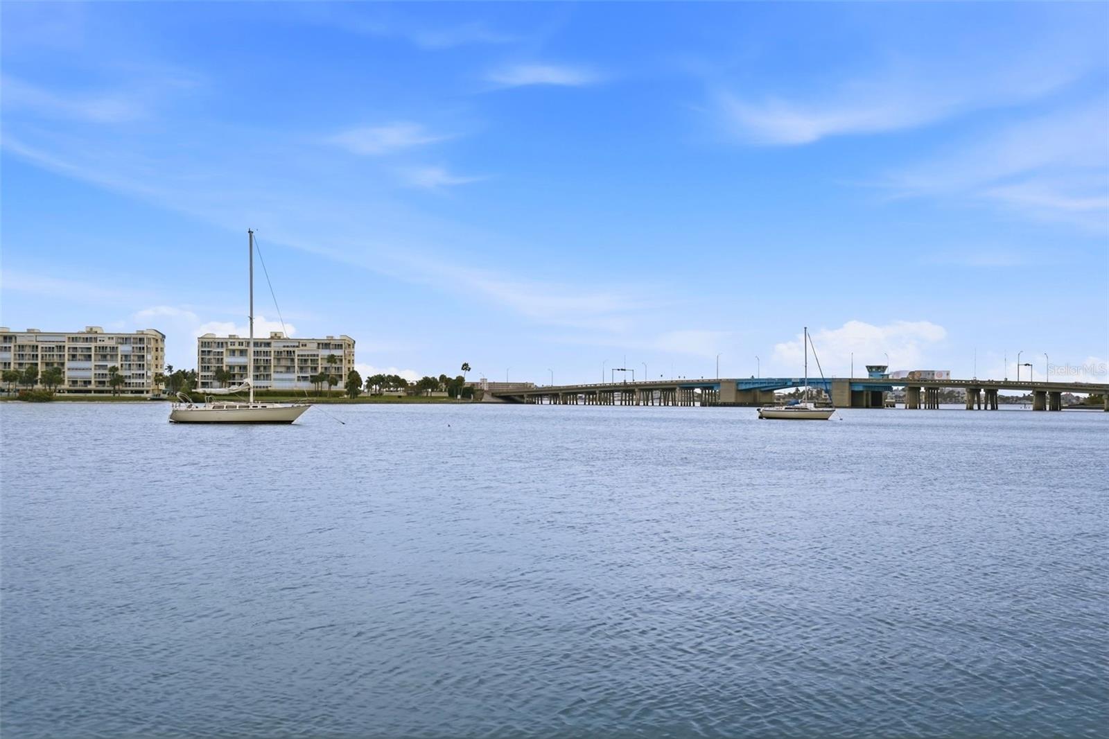 BAY ISLES CONDO - Residential