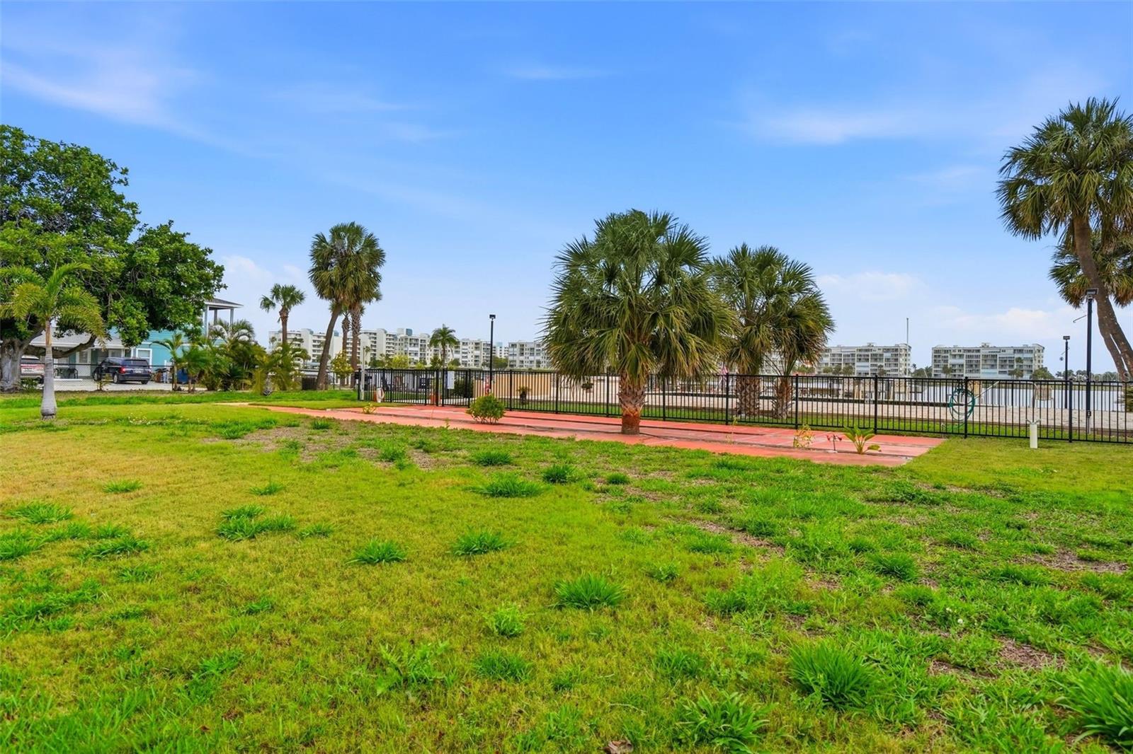 BAY ISLES CONDO - Residential