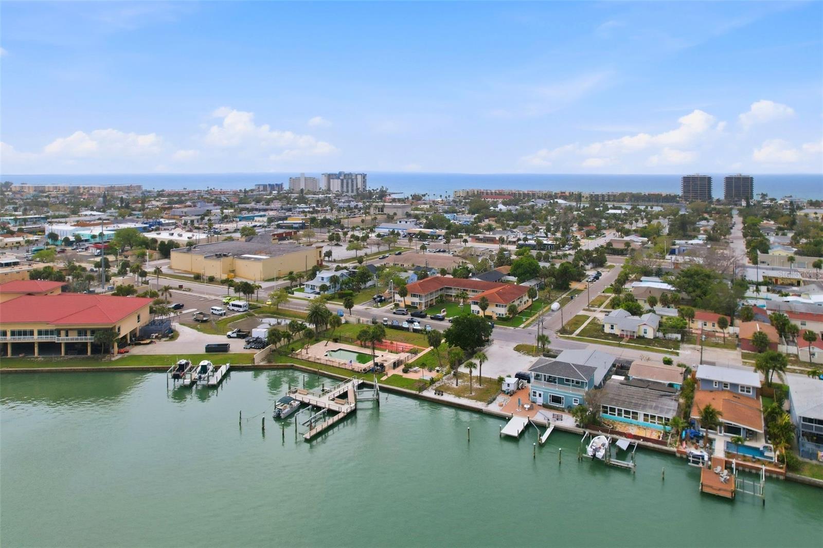 BAY ISLES CONDO - Residential