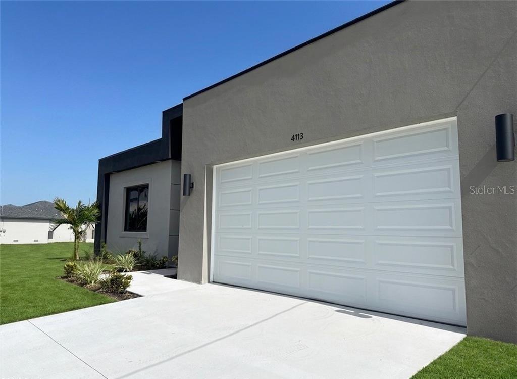 Photo of 4113 NW 34th Lane, Cape Coral, FL 33993 (MLS # O6443617)