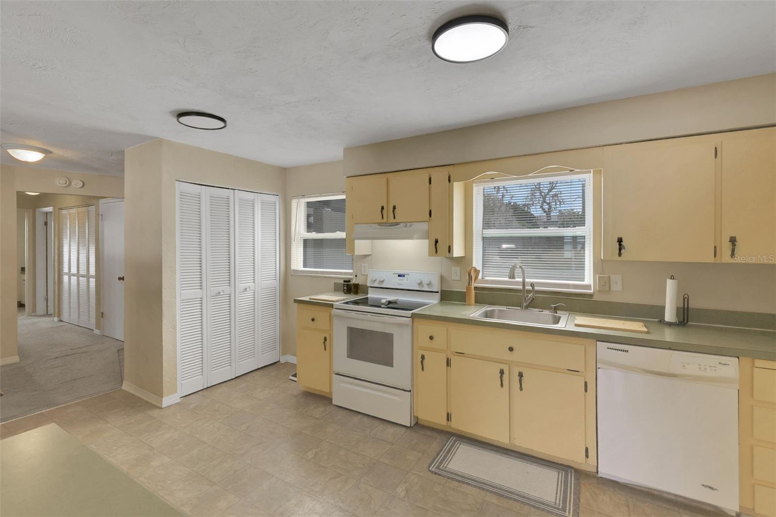 FIESTA HEIGHTS ADD 02 - Residential