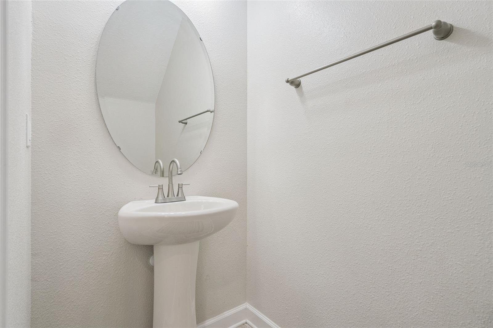 STOREY LAKE - Residential