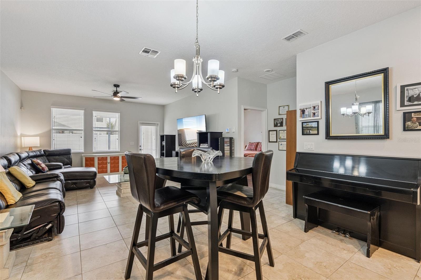 STOREY LAKE - Residential