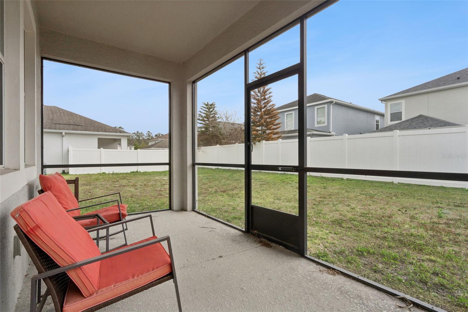 STOREY LAKE - Residential