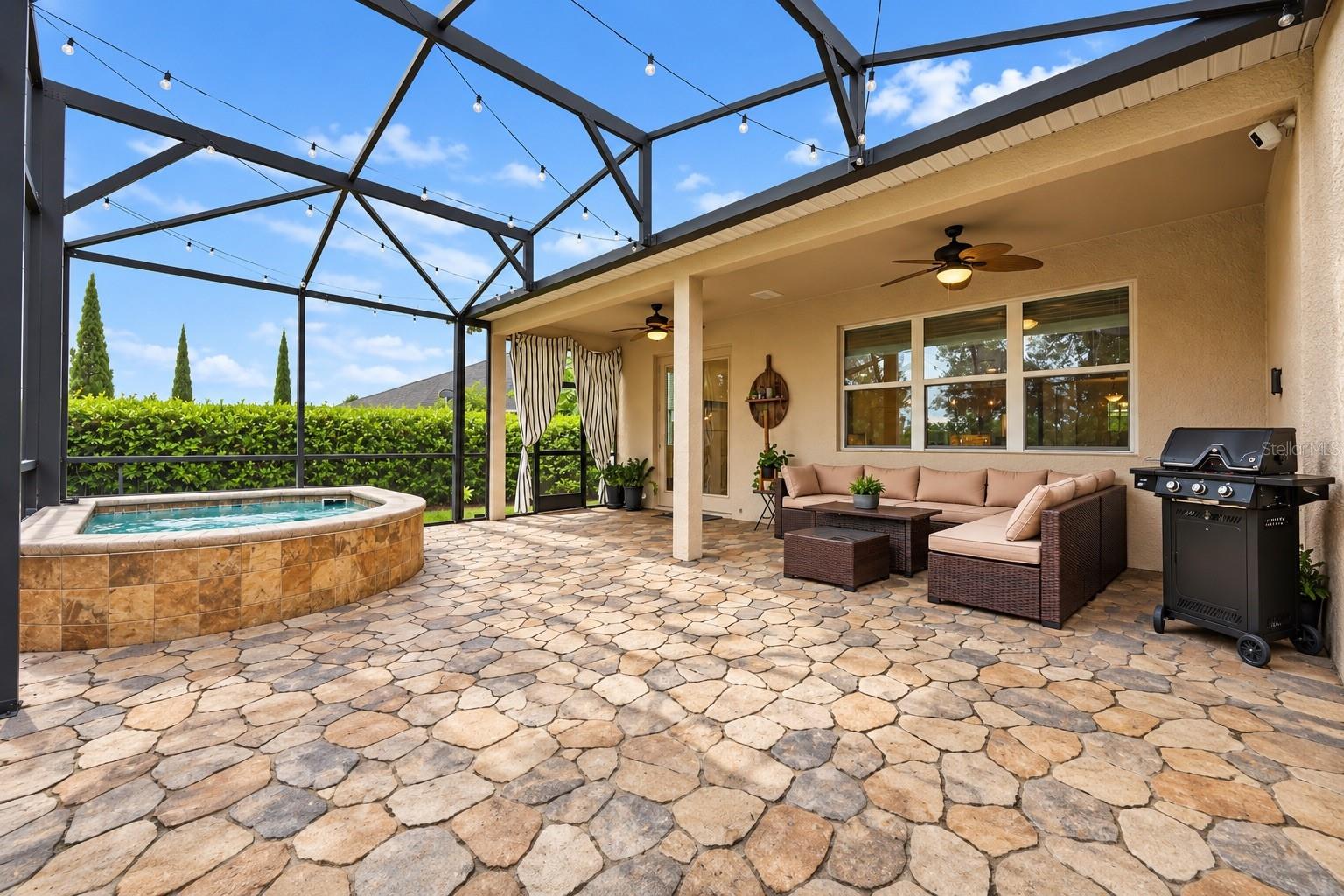 Casas a venda 1 - Jen Dantas 6858 MERRICK LANDING BOULEVARD