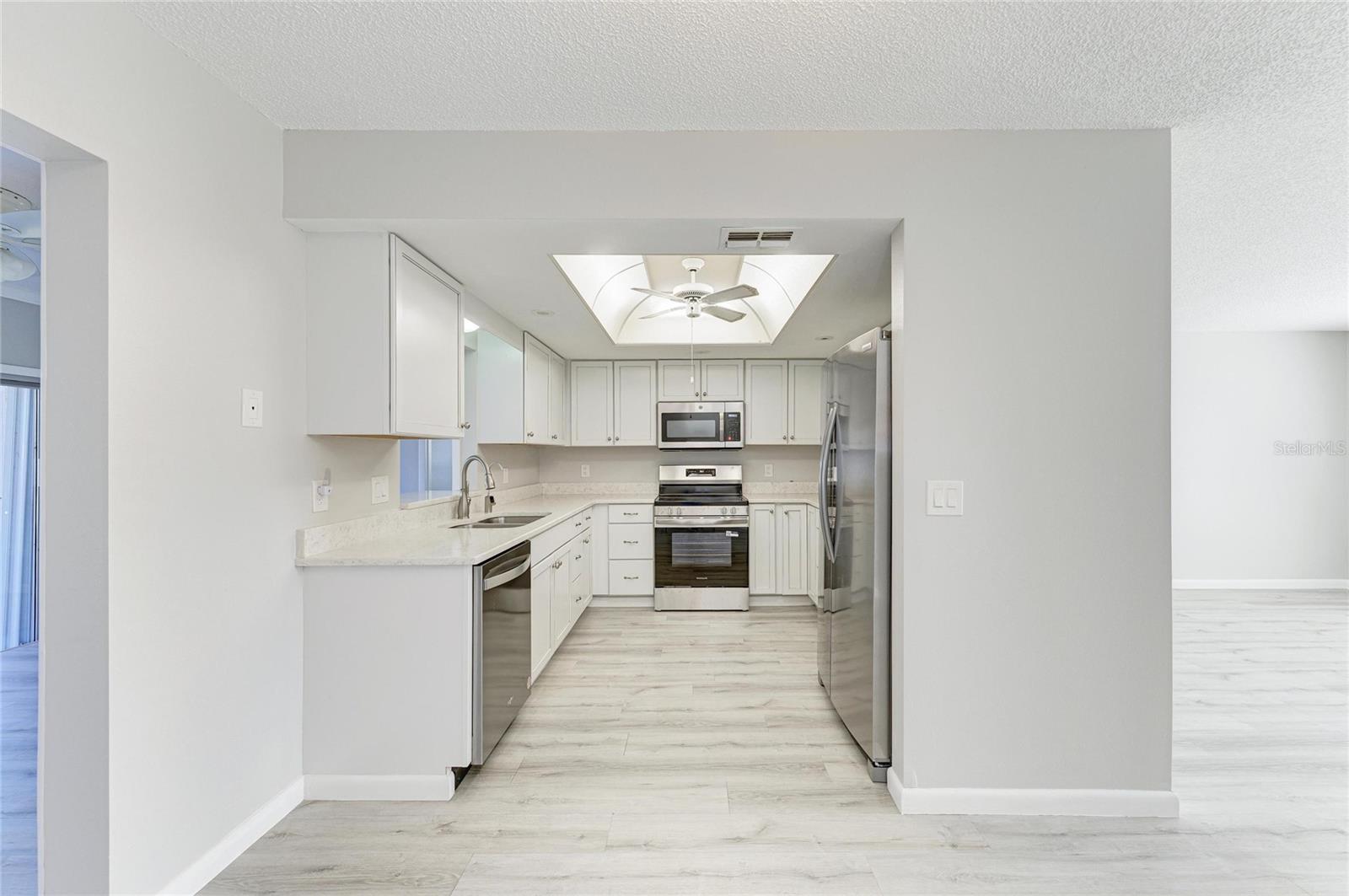 CIRCLE WOODS OF VENICE 1 - Residential