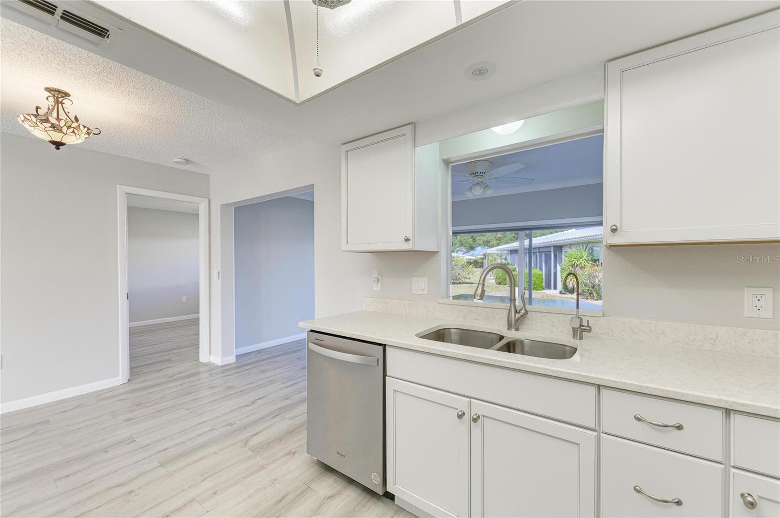 CIRCLE WOODS OF VENICE 1 - Residential