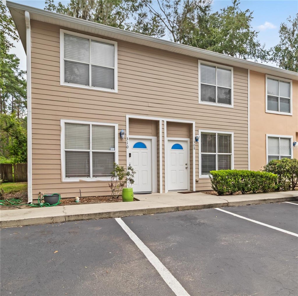 Photo of 4415 SW 34th Street #309, Gainesville, FL 32608 (MLS # GC542919)