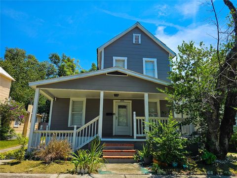 Photo of 2805 N 9th St, Tampa, FL 33605 (MLS # TB8416158) Photo of 2805 N 9th St, Tampa, FL 33605 (MLS # TB8416158)