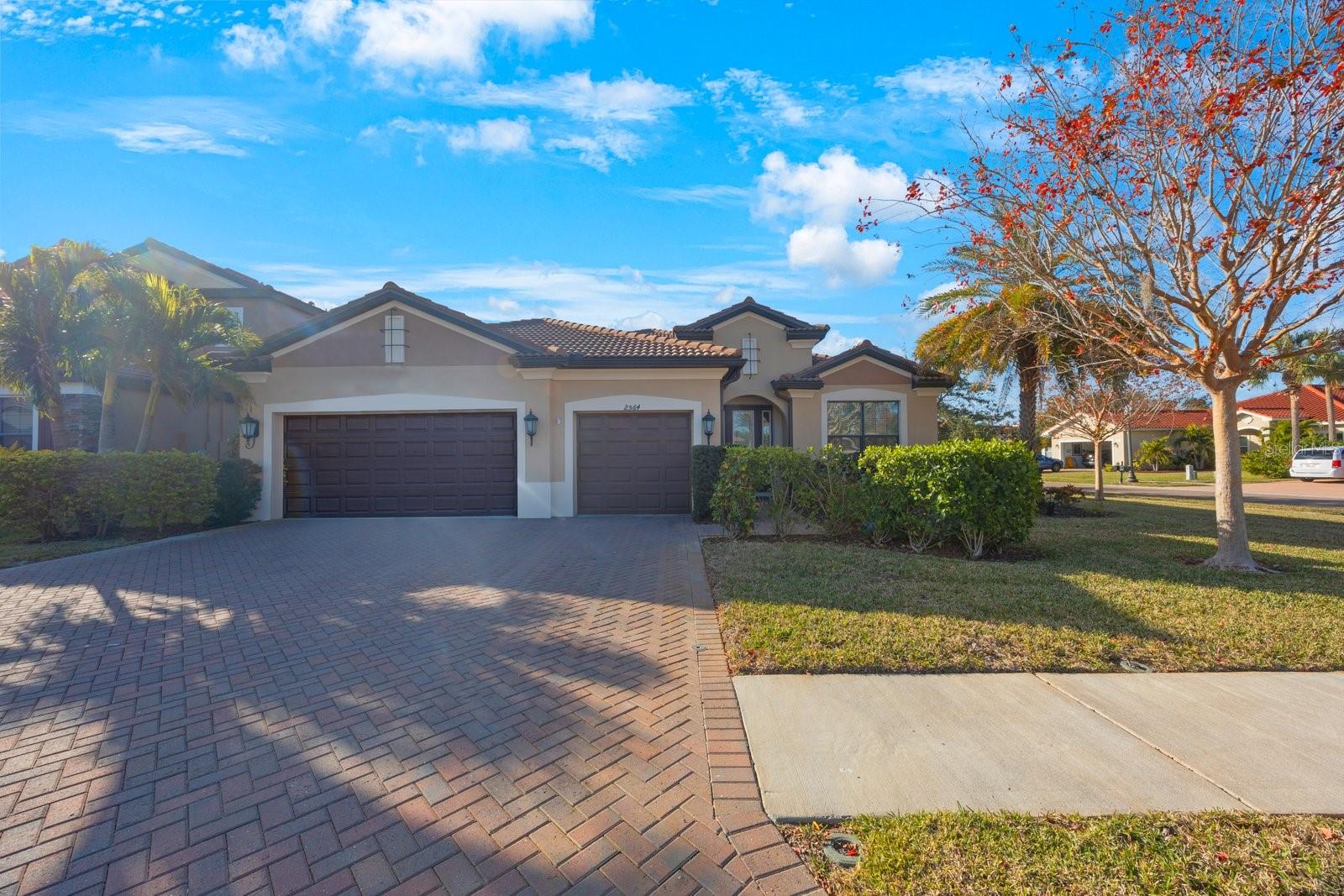 2564 GRAND CYPRESS BOULEVARD