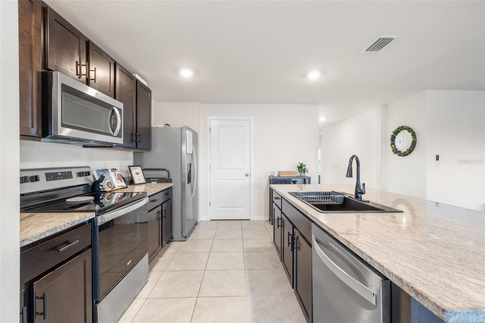 BELLA LAGO PH I - Residential