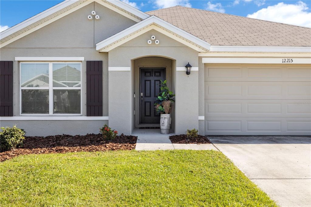 Photo of 12215 Kingsley Trail, Parrish, FL 34219 (MLS # TB8440878)