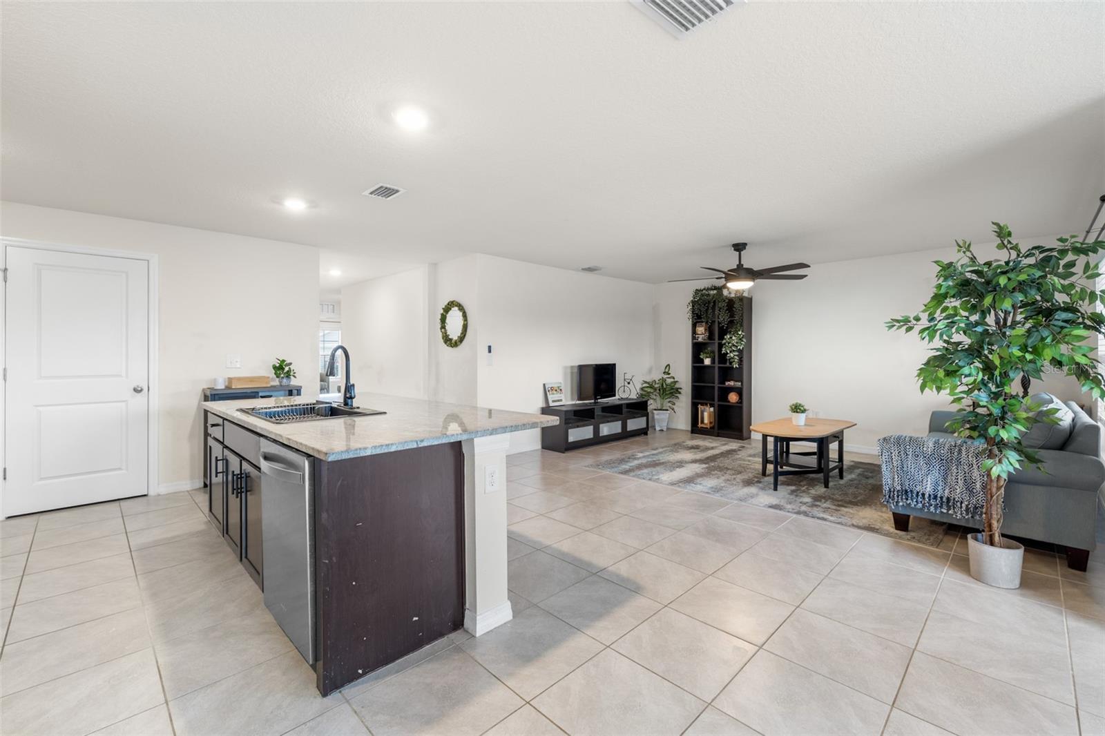 BELLA LAGO PH I - Residential