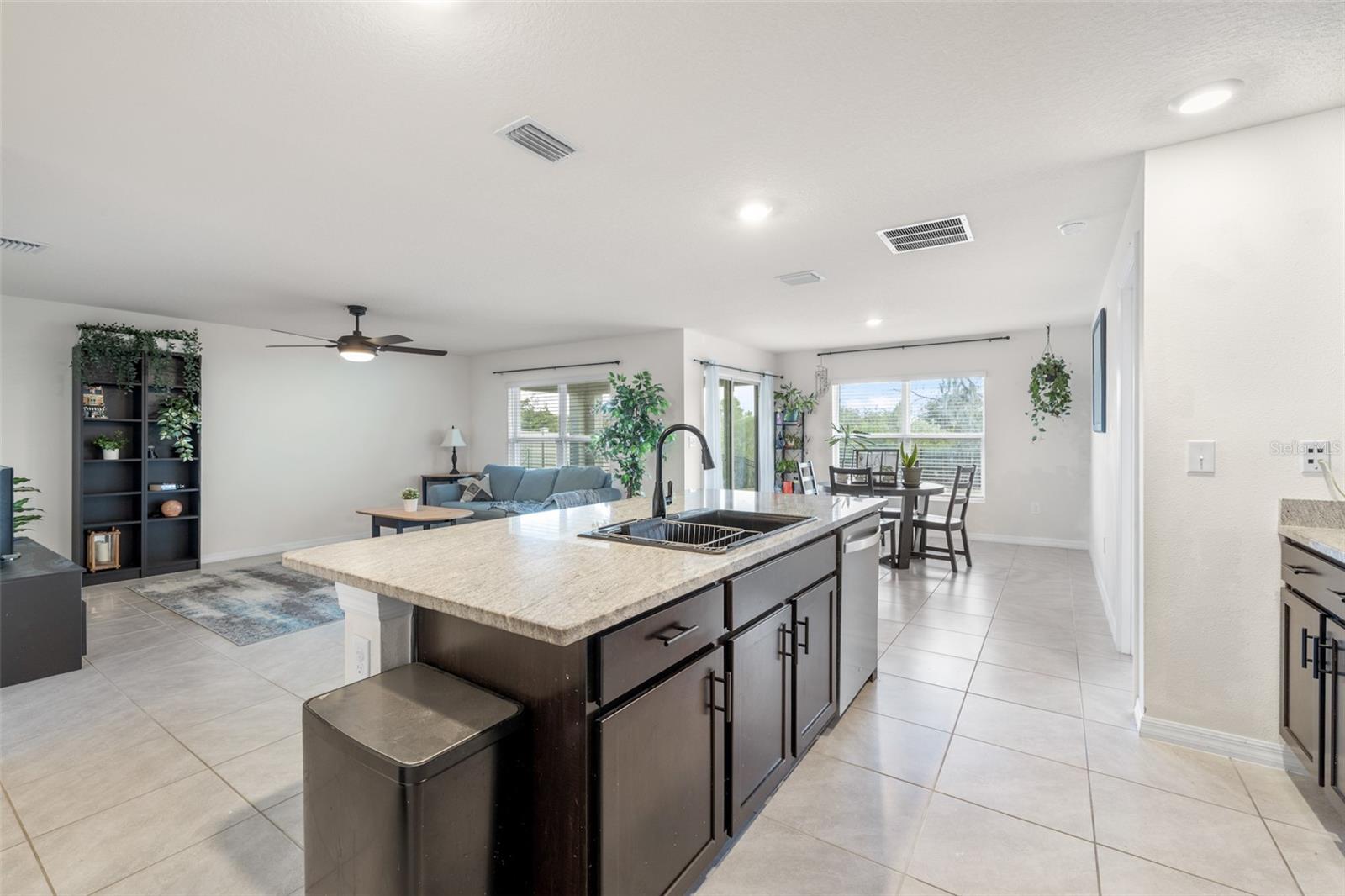 BELLA LAGO PH I - Residential