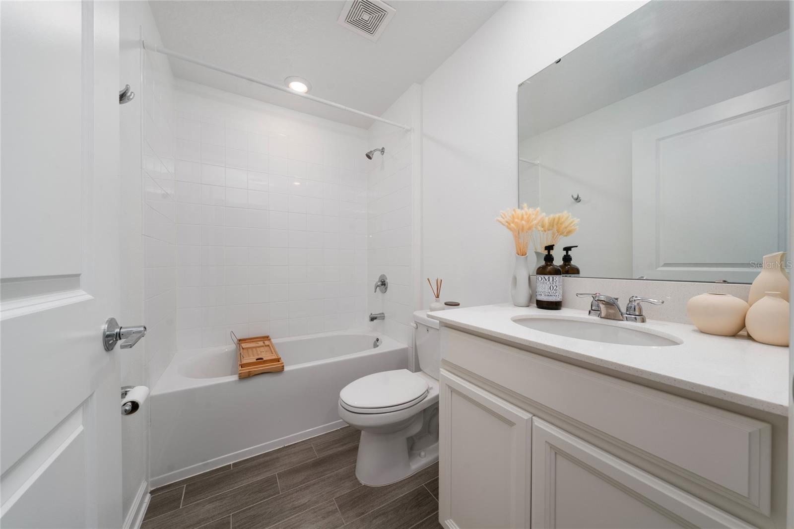 OLD HICKORY PH 3 - Residential Lease