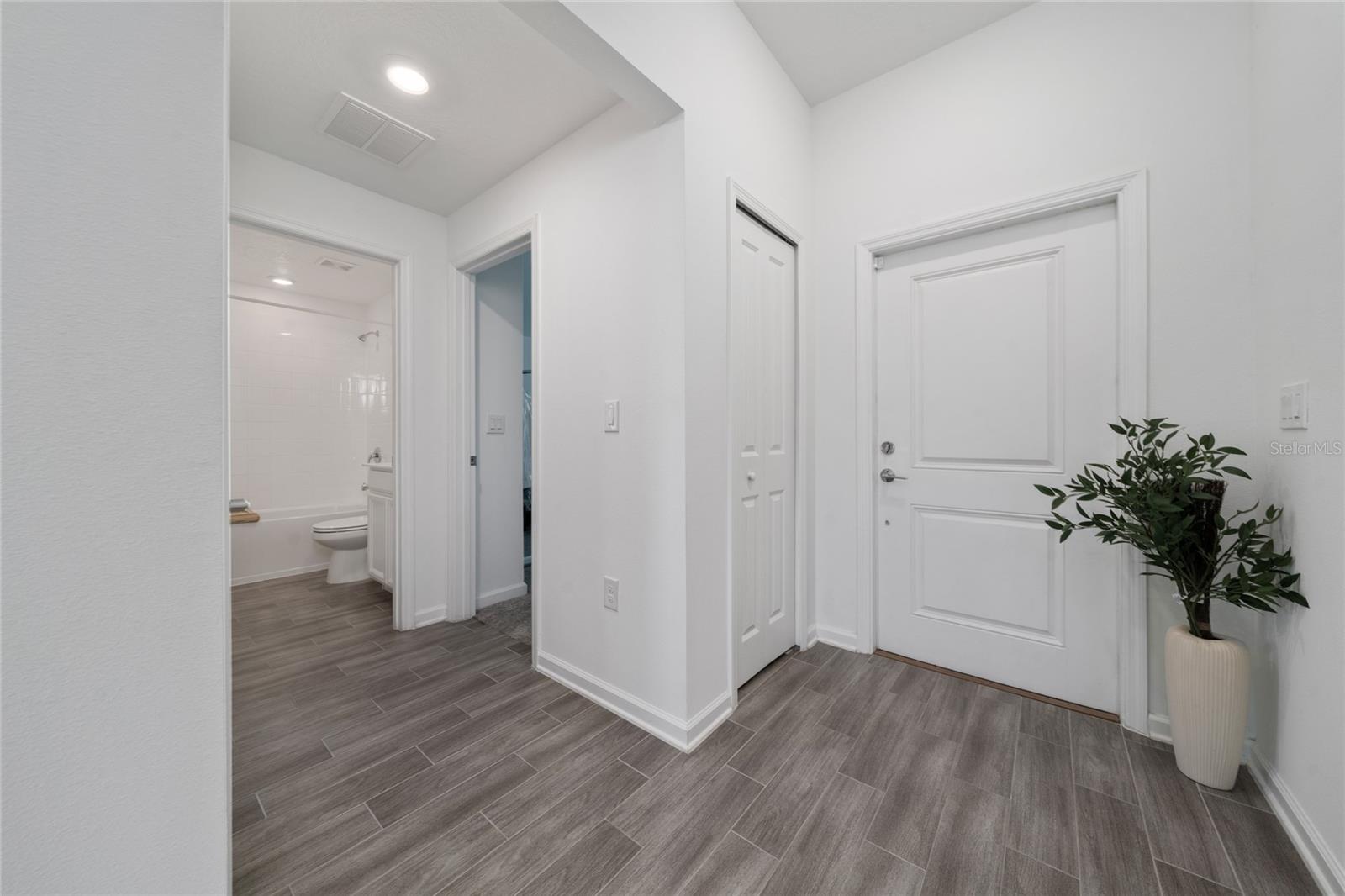 OLD HICKORY PH 3 - Residential Lease