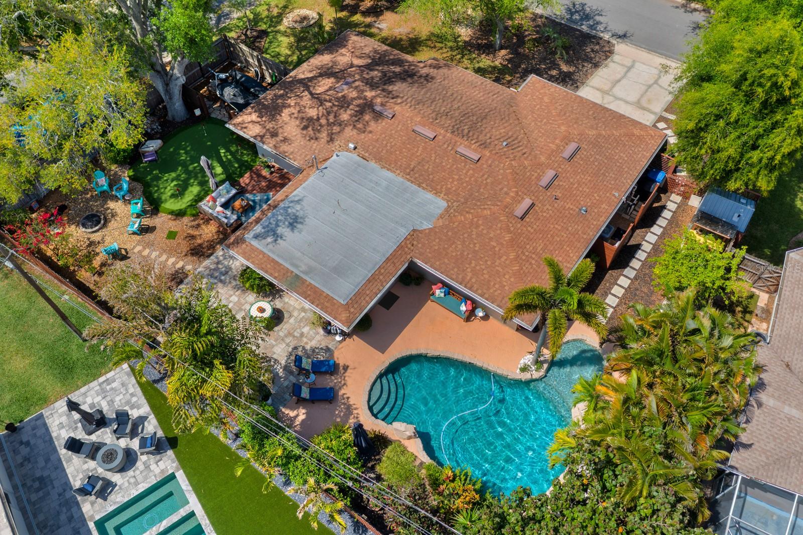 NORTH EAST PARK SHORES - Residential