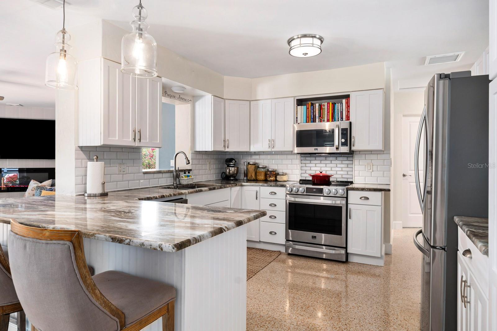 NORTH EAST PARK SHORES - Residential